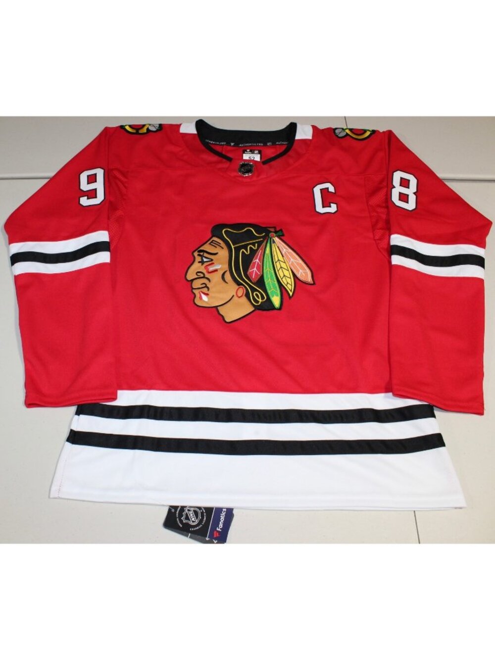 2026-27 NHL Hockey Chicago Blackhawks Connor Bedard #98 Sewn Jersey XL NWT